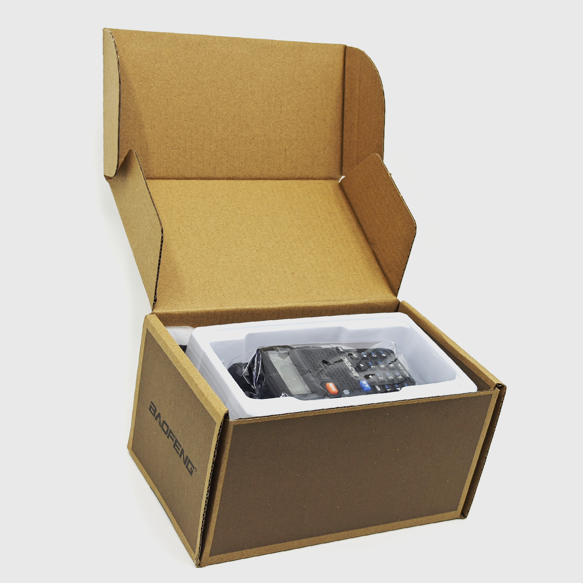 BAOFENG VISOKODOMETNI DIGITALNI VOKI TOKI