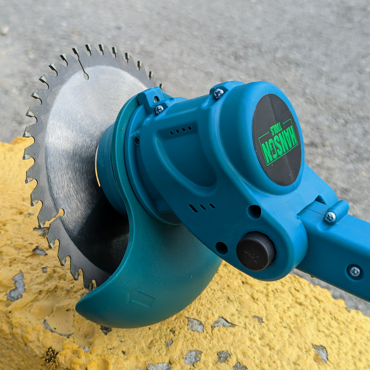 HANSON AKU TRIMER ZA TRAVU